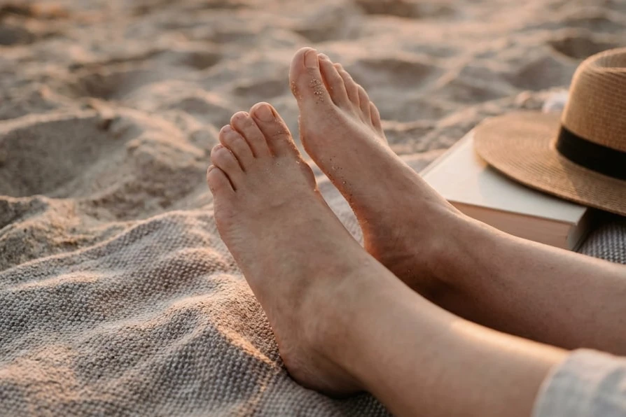 Generatore di foto di piedi AI: dalle piante ai talloni