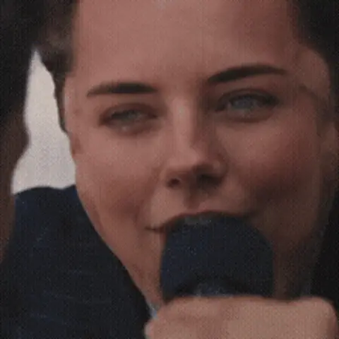 Caso de uso del face swap de GIF